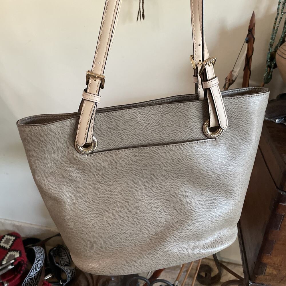 Michael Kors Jet Set Medium Tote Beige Leather MK Shoulder